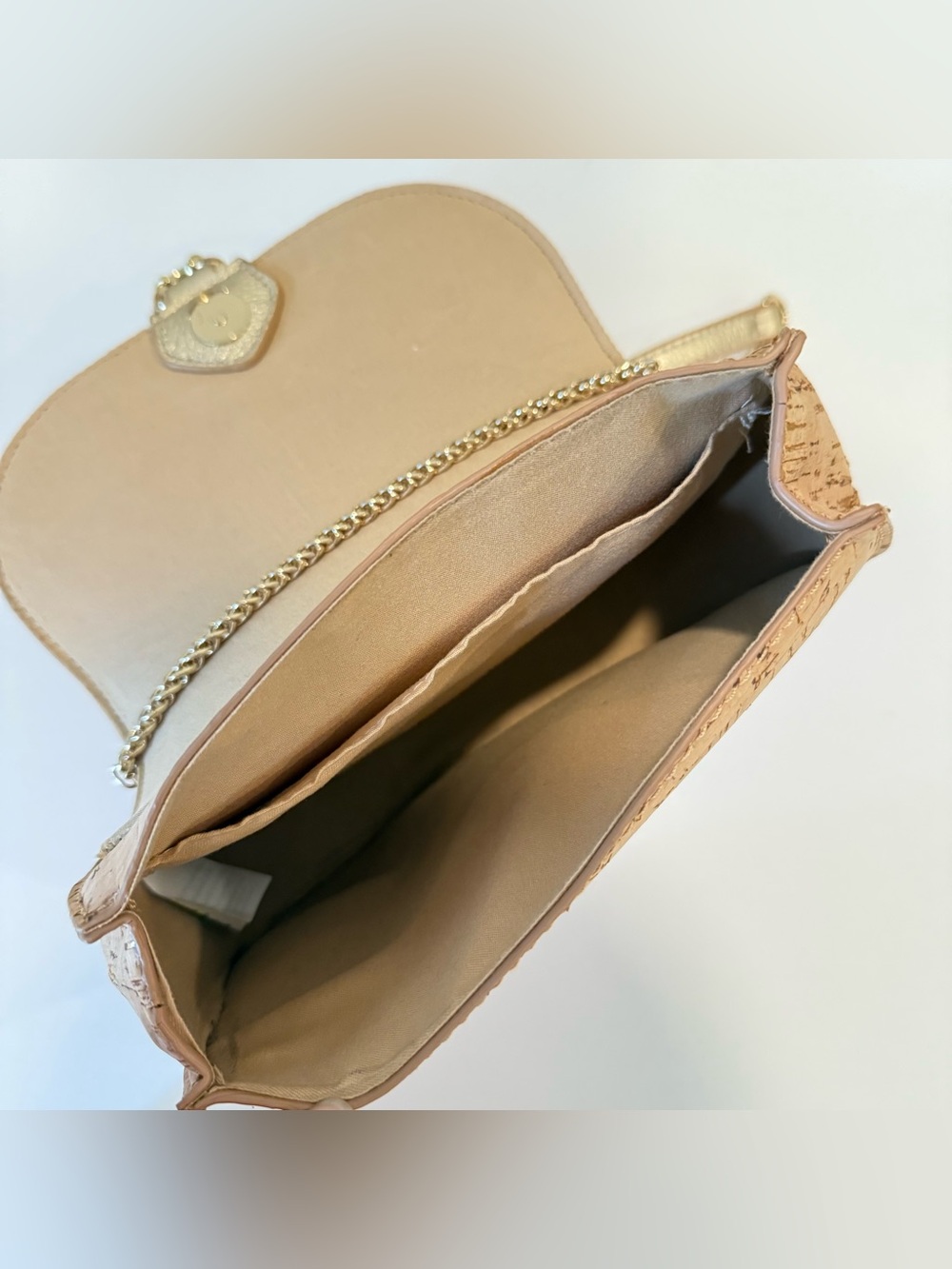 Lilly Pulitzer Sirena Cork Gold Metallic Crossbody Bag Chain Strap & Tassel - Picture 10 of 13
